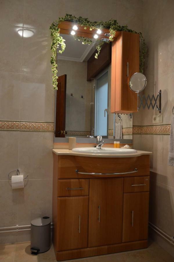 Appartement Piso Da Empegada à Arzúa Extérieur photo