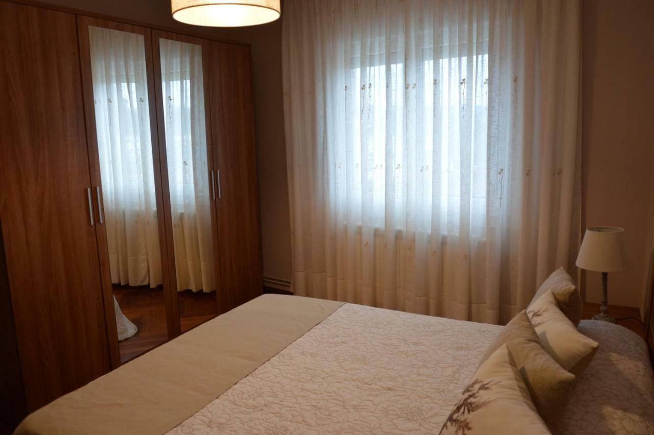 Appartement Piso Da Empegada à Arzúa Extérieur photo
