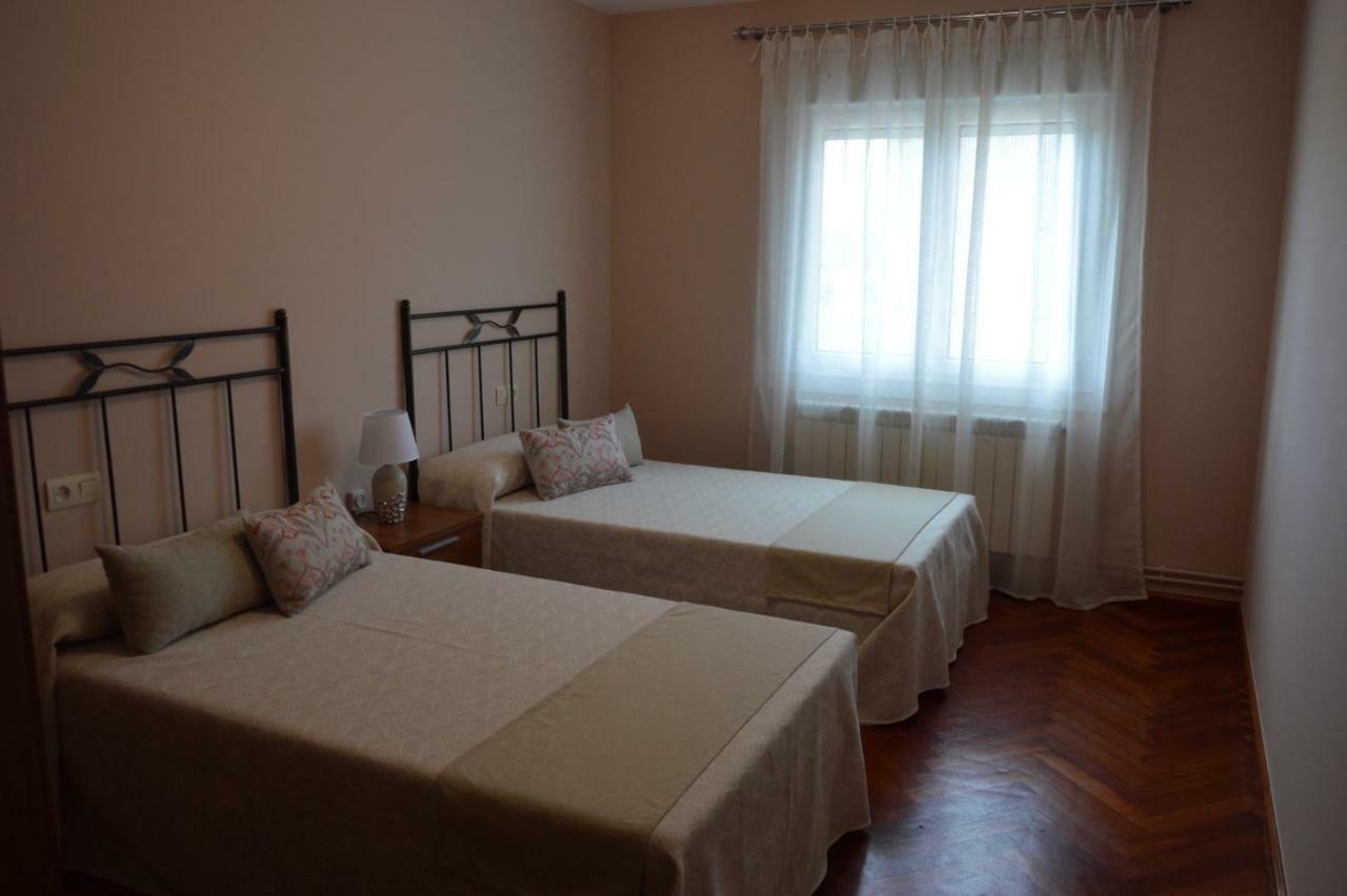 Appartement Piso Da Empegada à Arzúa Extérieur photo