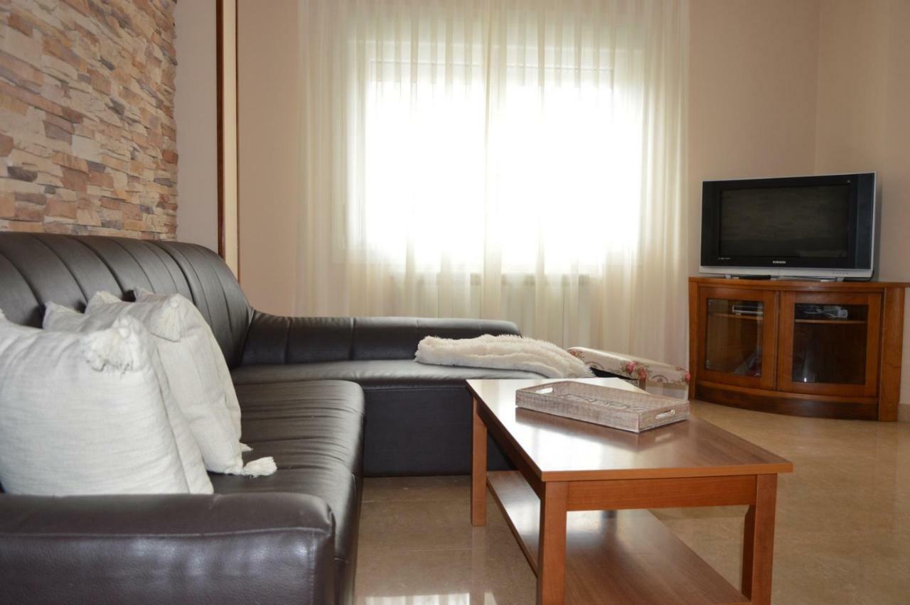 Appartement Piso Da Empegada à Arzúa Extérieur photo